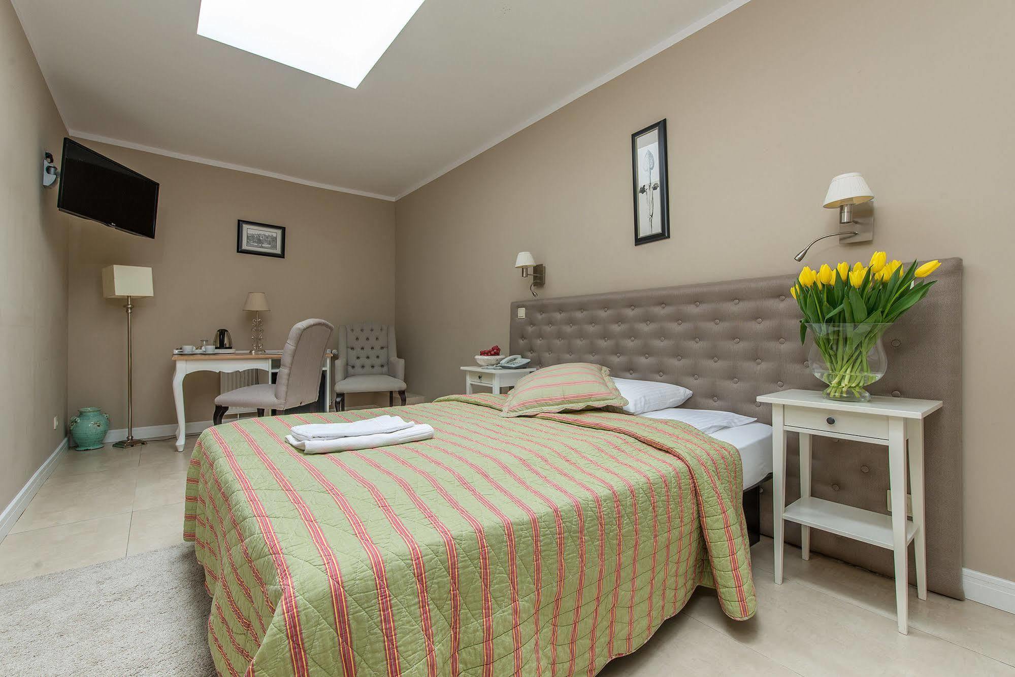Riviera Resort Airport Modlin Olszewnica Nowa Екстер'єр фото