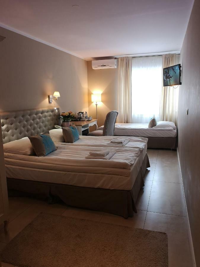 Riviera Resort Airport Modlin Olszewnica Nowa Екстер'єр фото