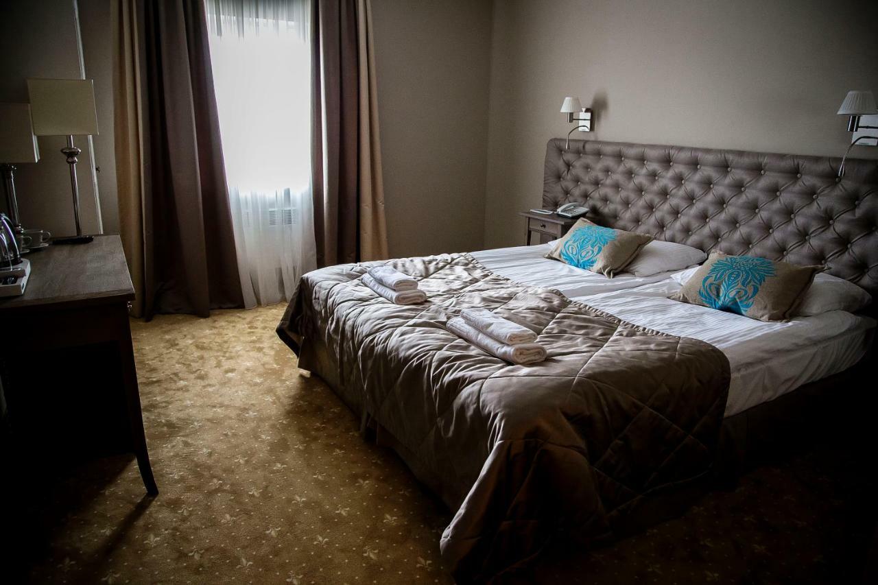 Riviera Resort Airport Modlin Olszewnica Nowa Екстер'єр фото